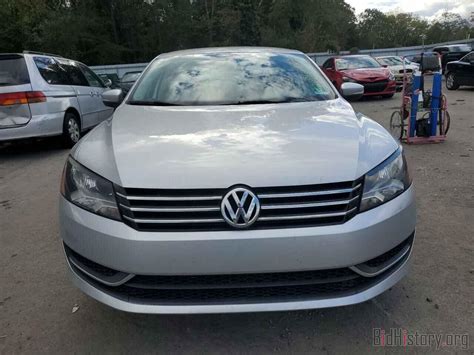 Report Vwat A Fc Volkswagen Passat Silver Gas Price And