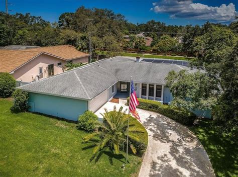 1907 Highview Dr Palm Harbor FL 34683 Realtor