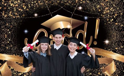 Leowefowa Golden Congrats Grad Backdrop 10x8ft Luxurious Golden Trencher Cap