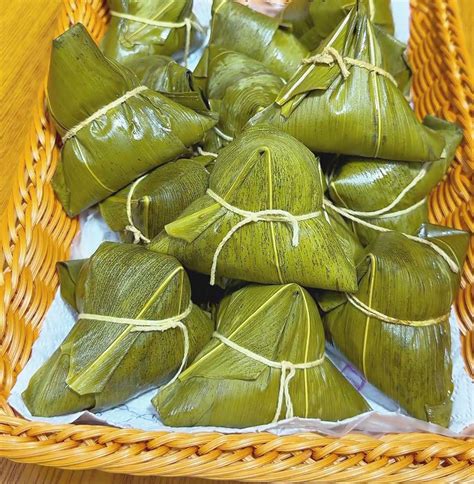 Zongzi Recipe (Chinese Sticky Rice Dumpling) - Kitchen (Mis)Adventures