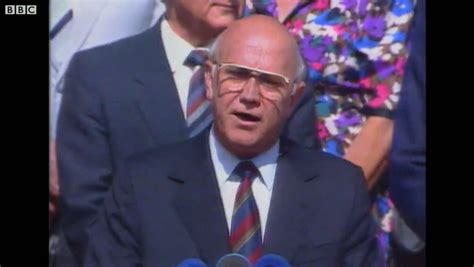 Fw De Klerk Dead Last South African Apartheid President Dies Aged 85