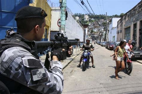 Pol Cias Mataram Pessoas Em Meses No Rj Nenhuma Em Rea De