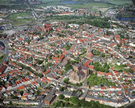 Wismar Aus Der Vogelperspektive Stadtansicht Von Wismar