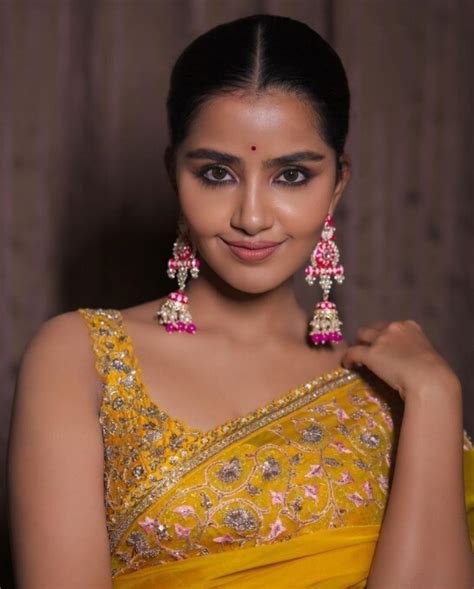 Tollywood Actress Anupama Parameswaran Looks Stunning In Yellow Saree