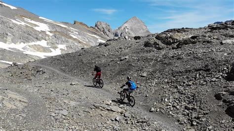 Plaine Morte Mountainbiking Vom Gletscher Ins Tal Schweiz Wallis