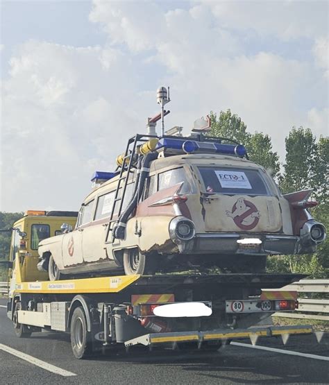 I Ghostbusters Restano A Piedi Sequestrata A Cassino La Macchina Degli