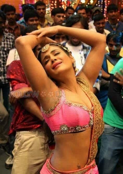 Actress Parul Yadav Hot Photos Kollywood Zone