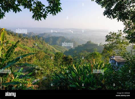 Chittagong Hill Tracts Hi Res Stock Photography And Images Alamy