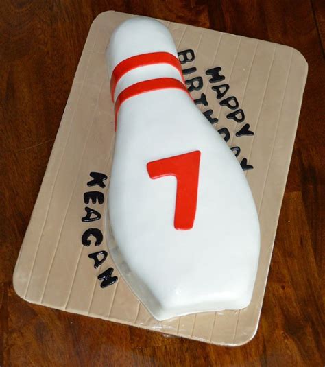 How To Make A Bowling Ball Pin Birthday Cake Artofit