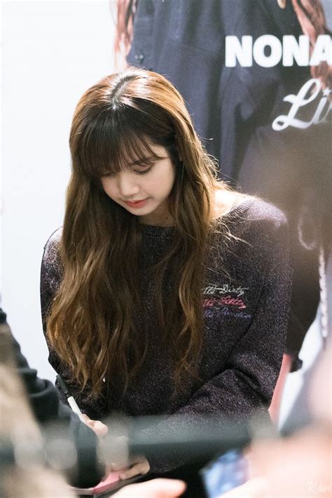 Pin By Lalisa Manoban On Nonagon Pop Up Store Fanmeeting Lisa