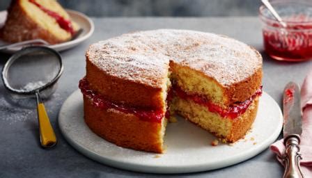 Mary Berry's perfect Victoria sandwich recipe - BBC Food