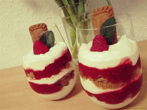 Fruchtiges Mascarpone Schicht Dessert Im Glas Von Silverdippl Chefkoch