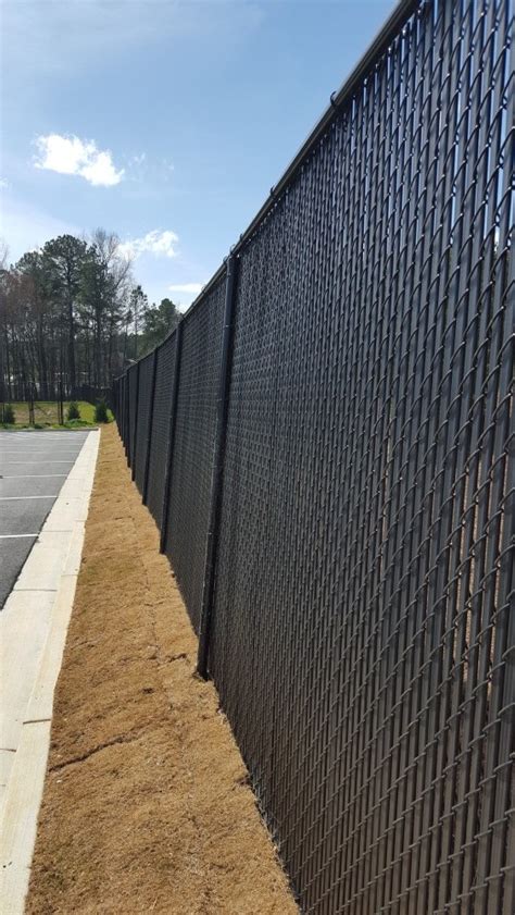 8 6g Black Vinyl Chain Link With Black Slats 2 Mcintyre Fencing