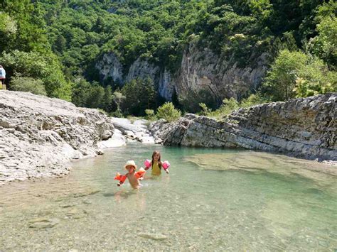 O Se Baigner Dans La Volane La Drome Provencal