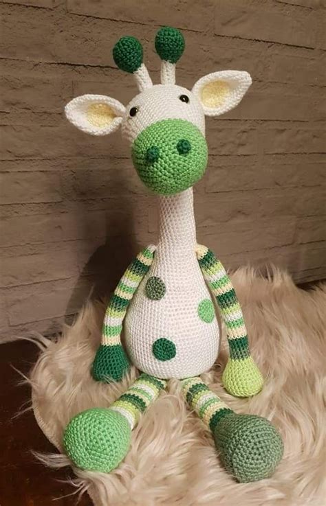 Pin by Renata Józefiak Frontczak on Szydełkowe lalki Crochet giraffe