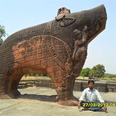 Gupta Period Vishnu Temple And Varaha Temple Eran District Sagar