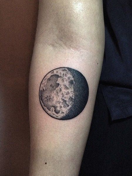 realistic waning crescent moon tattoo - andy-biersack-clothing-style