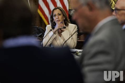 Photo U S Vice President Harris Talks With College Presidents At The