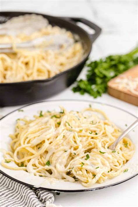 Copycat Olive Garden Fettuccini Alfredo Sauce Princess Pinky Girl