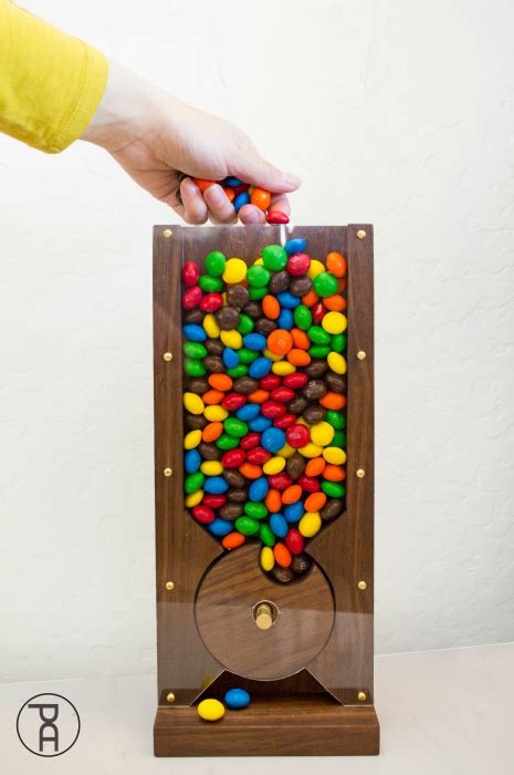 Candy Dispenser Machine