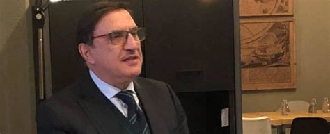 Respinta La Mozione Di Censura Per Il Saluto Romano Romano La Russa