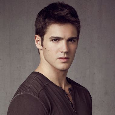 Steven R. McQueen Biography | Wife, Height, Chicago Fire, Movies, 2017 ...