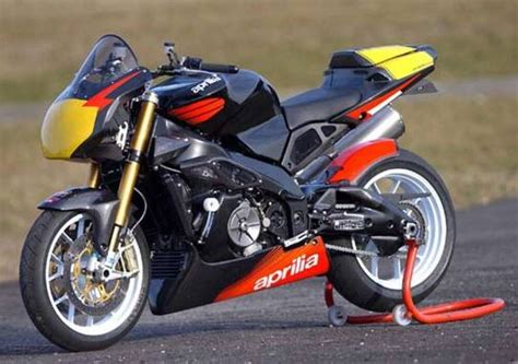 Aprilia Tuono R Factory Prezzo E Scheda Tecnica Moto It