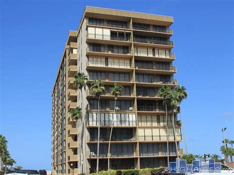 Seamark Condos of St. Pete Beach, FL | 5396 Gulf Blvd | Highrises.com®