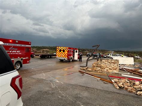 Tornado Warning In Texas With At Least 23 People Hurt And Homes