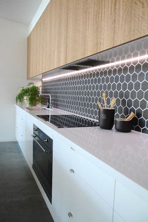 45 Eye-Catchy Hexagon Tile Ideas For Kitchens - DigsDigs