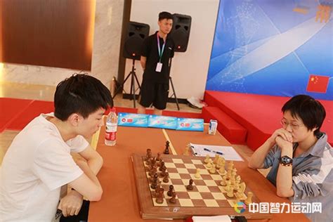 龙头杯国象公开赛第七轮：王皓再胜排名第二 白雪棋院