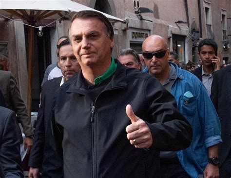 Bolsonaro é homenageado em cidade italiana É uma emoção muito grande