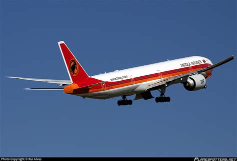 D Teh Taag Linhas Aereas De Angola Airlines Boeing M Er Photo