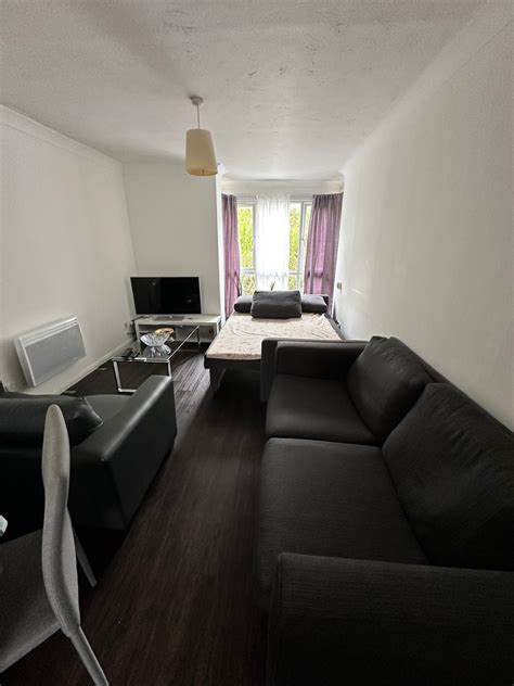 Central London Apartment Holiday Rentals - London, United Kingdom | Airbnb