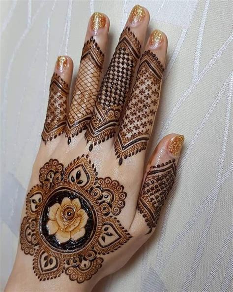 Pin By Salma Sultana On Henna Mehndi Designs For Hands Engagement