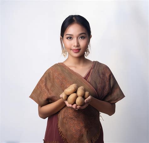 cara membuat risoles isi kentang 2