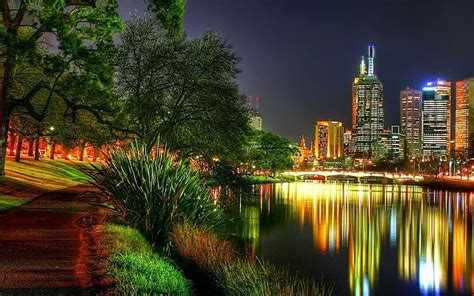 Noche colorido lago luces de la ciudad parque reflexión paisaje