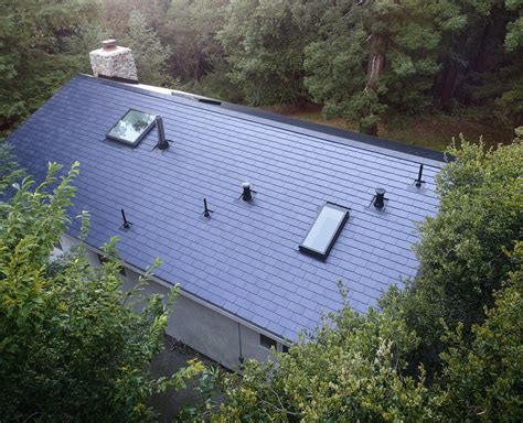Tesla's Solar Roof patent reveals "conductive paste" used for tile bonding