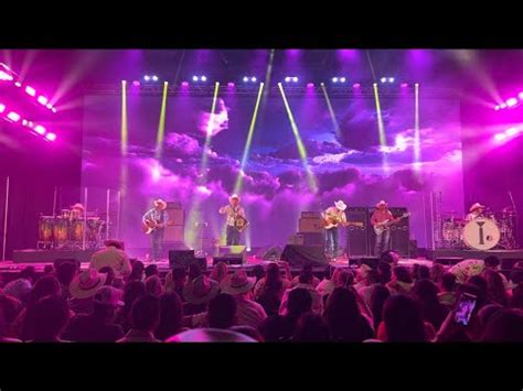 Es Tan Bello Intocable En Vivo Evolución Tour 2023 Parte 2 Youtube