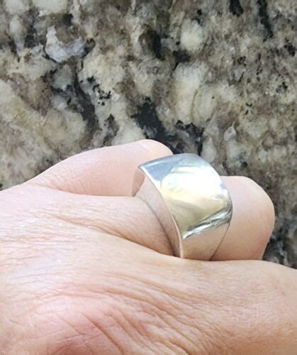 Rare Vintage James Avery Tall Profile Silver Ring Nea Gem