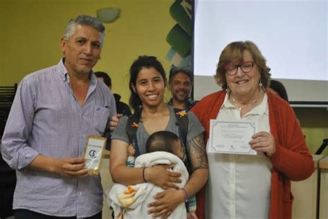 Acto de reconocimiento y capacitación para auxiliares de Quilmes