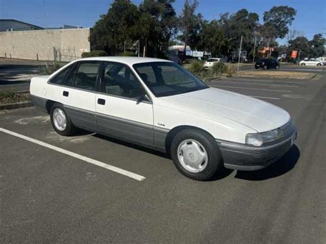 Holden Calais Vn Sp Automatic D Sedan Seats Cars Vans