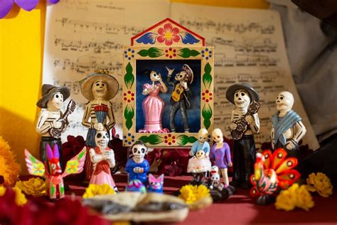 Ofrenda: A Decimation Of People, A Celebration Of Life | Texas Standard