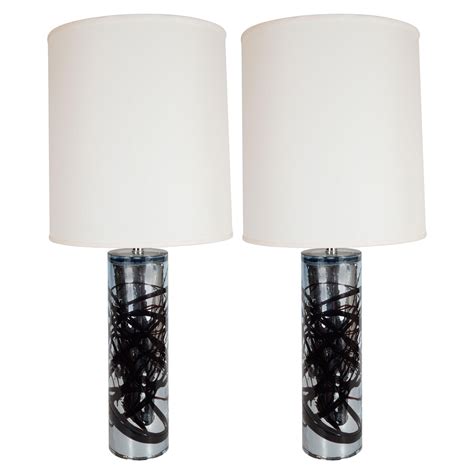 Paire De Lampes Modernistes Facettes En Verre De Murano Noir Souffl