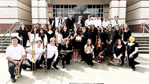 PHOTO FEATURE — Junior High Symphonic Band earns Excellent, Superior ...