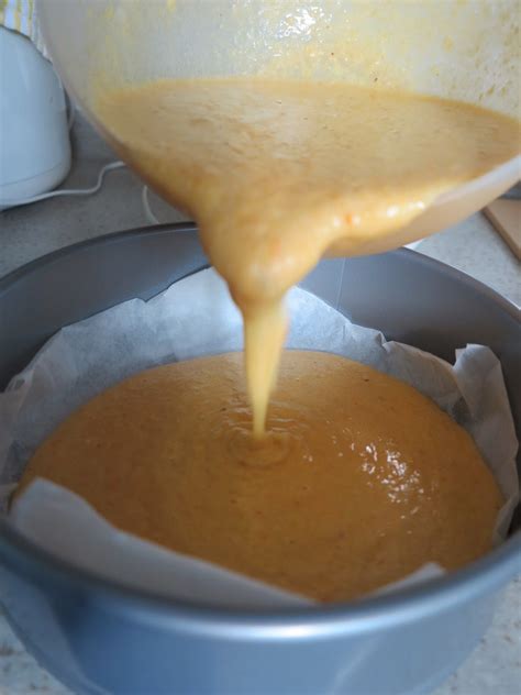 Denise Tiny Little Bakery: Walter Mitty's Clementine Cake