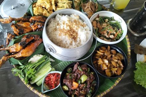 5 Tempat Wisata Kuliner Di Sumedang Yang Terkenal Murah Dan Lagi Hits