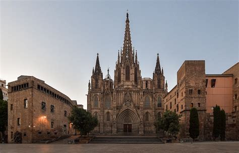 10 Amazing Facts About Barcelona Cathedral