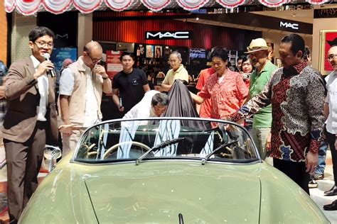 Tuksedo Studio Gelar Pameran Mobil Klasik Di Jakarta ANTARA News