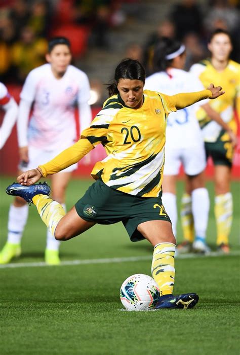 Sam Kerr: Chelsea complete major coup as Australia superstar joins on ...